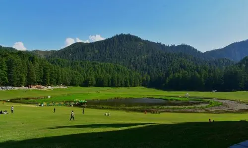 Khajjiar Tour Package- india tour package (1)