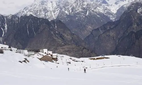 Skiing in Auli, Auli Tour Package